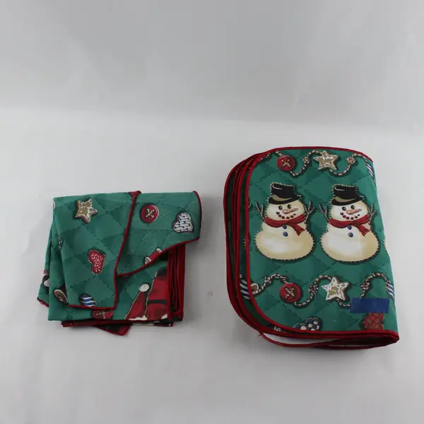 16 Pc Set Kitsch Santa Snowman Christmas Placemats and Napkins FLAWED