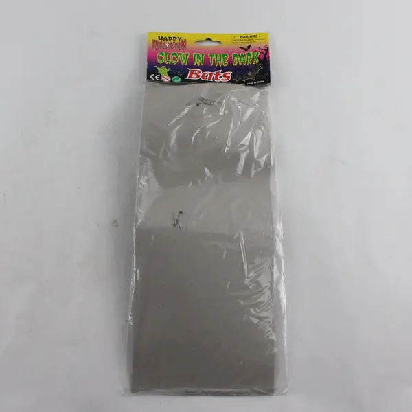 Glow in the Dark Bat Halloween Decoration New in Pack 903G