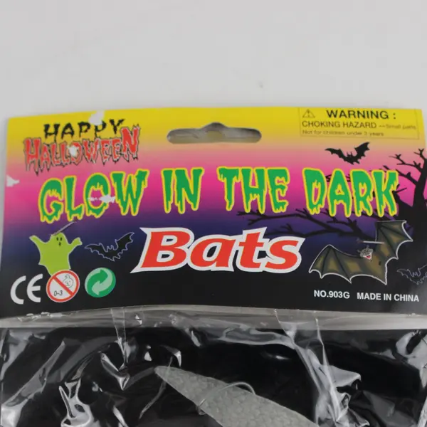 Glow in the Dark Bat Halloween Decoration New in Pack 903G