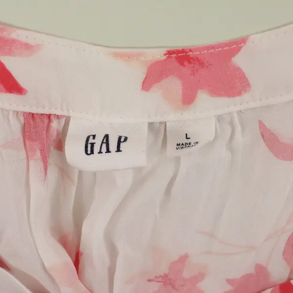GAP Sheer White and Pink Floral Short Cap Sleeve V-Neck Blouse Women's Size L