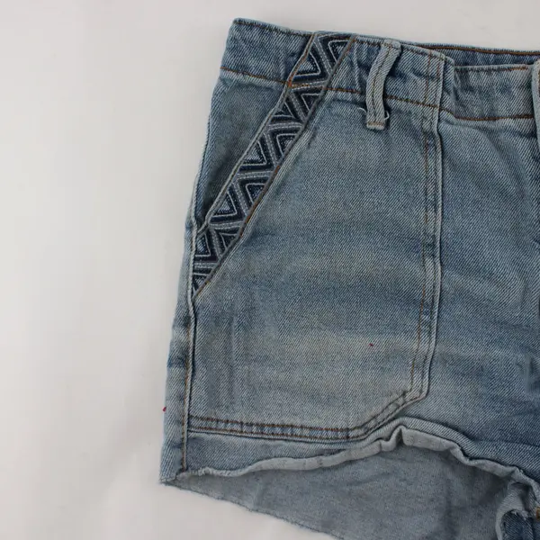 Knox Rose Women's Blue Medium Wash Denim Cut-Off Shorts Geometric Trim Size 8