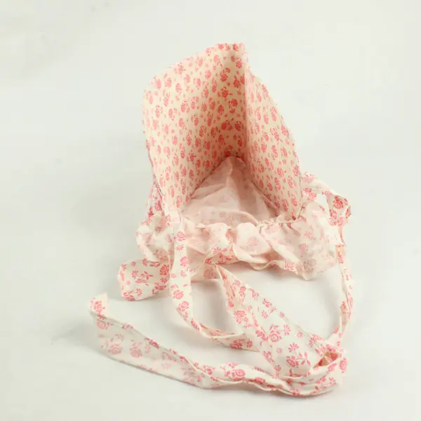 VTG Handmade Pink and White Floral Women's Prairie Style Bonnet One Size