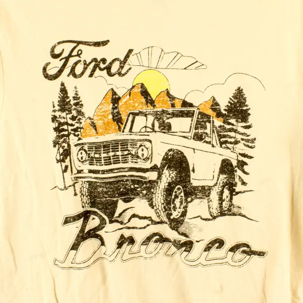 Goodfellow & Co. Beige Ford Bronco Graphic T-shirt Men's Large