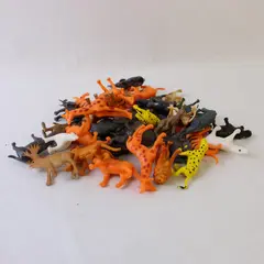 Lot of Assorted Plastic Miniature Wildlife Figures Educational Nature Toys