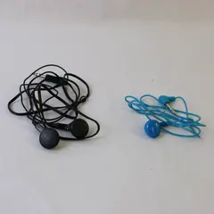 Lot of 2 Unbranded Used Earphones 1 Black Pair 1 Blue Single Earbud 3.5mm Jack