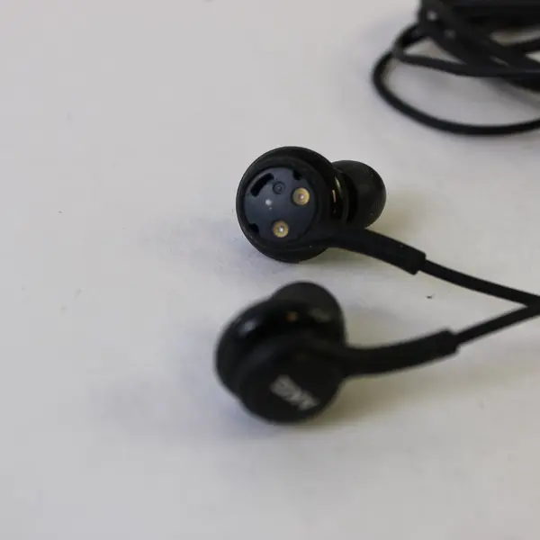 AKG Black Earphones 3.5mm Jack