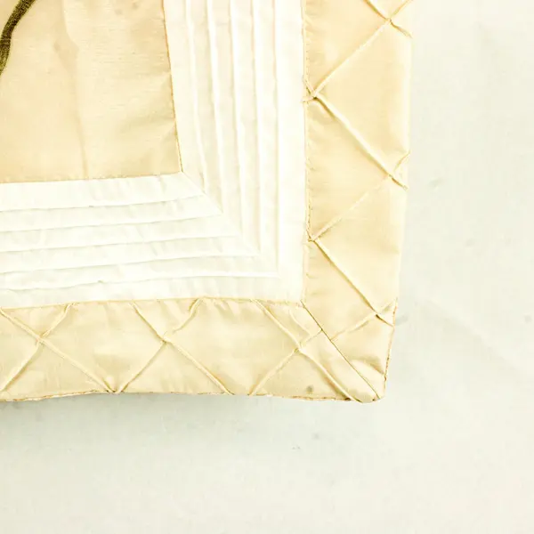 Lot of 2 Quilted Floral Embroidered Pillow Shams 24x30