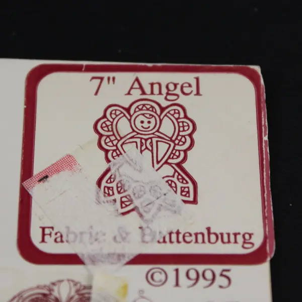Vintage Wimpole Street Creations Christmas Angel 7" Cutwork Doily 1995
