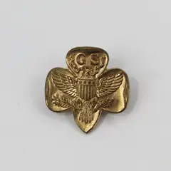 Vintage WW2 Era Girl Scouts Gold-Tone Member Pin