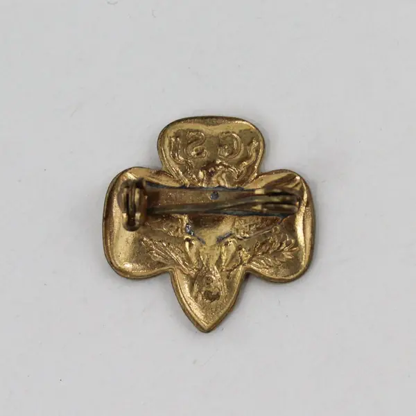 Vintage WW2 Era Girl Scouts Gold-Tone Member Pin