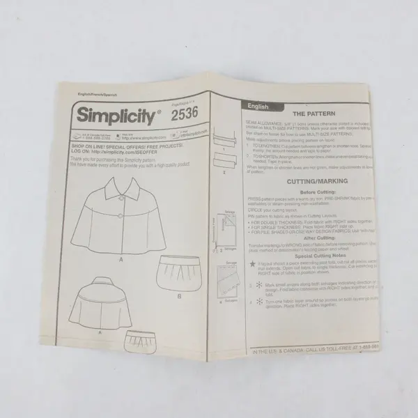 Simplicity 2536 Women's Capelet Clutch Purse Pattern Uncut Size A 10-22