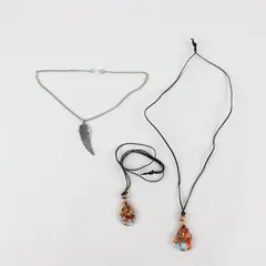 Lot of 3 Necklaces Resin Filigree Gold-Plated Pendant Angel Wing Silver Tone