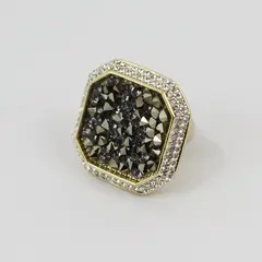 CN Gold Tone Druzy Ring Surrounded By Austrian Crystals Size 7.75
