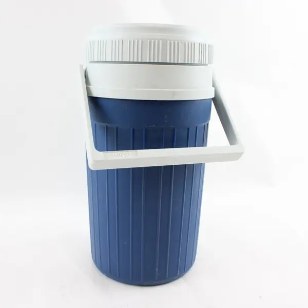 Igloo Explorer 1/2 Gallon Blue Water Jug Camping Hiking Sports