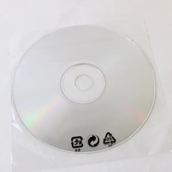Lot of 2 Nikon COOLPIX L24 CD-ROMs User's Manual & ViewNX2 Software