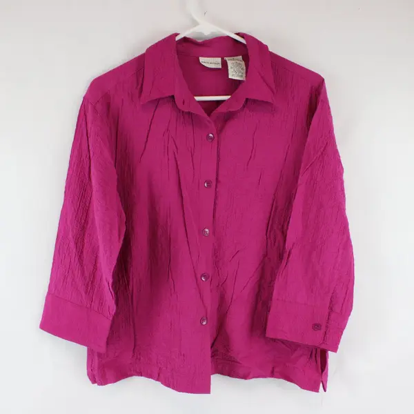 White Stag Women's Small Pink Button-Up Long Sleeve Shirt Vintage