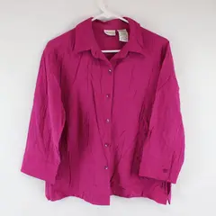 White Stag Women's Small Pink Button-Up Long Sleeve Shirt Vintage