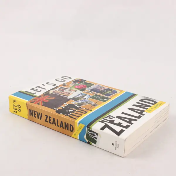 Let's Go: New Zealand 7th Edition 2006 Paperback Travel Guide