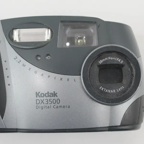 Kodak EasyShare DX3500 2.2MP Digital Camera 38mm Equivalent Lens