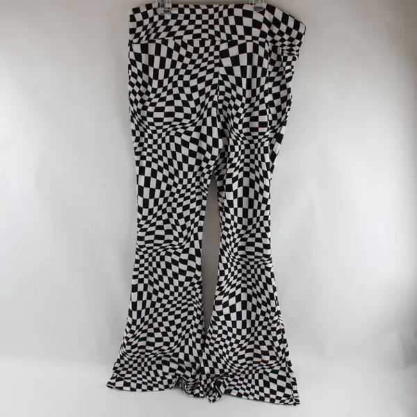 No Boundaries Black and White Wavy Check Bell Bottom Leggings Juniors' XL 15-17