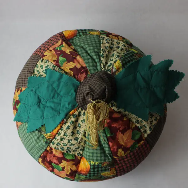 Vtg Plush Patchwork Pumpkin Fall Halloween Thanksgiving Stuffed Decor Quilted