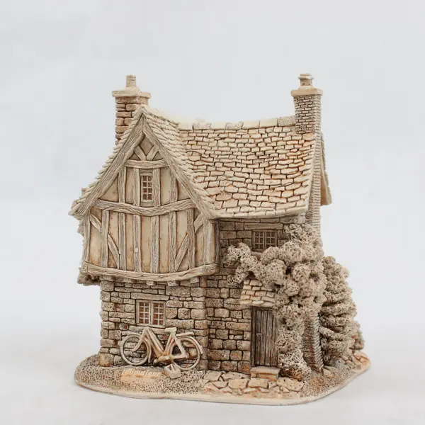 1995 Lilliput Lane Painswick Post Office Paint Your Own Cottage UNPAINTED