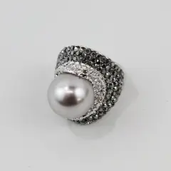 Pearl Cocktail Ring Size 7 Silver Tone