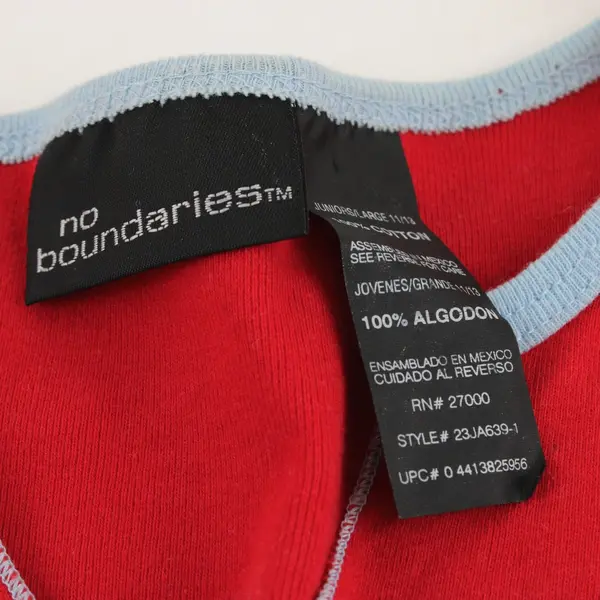 No Boundaries Funny Glittery Red T-Shirt Juniors Large 11/13 FLAWED
