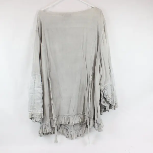 The Romeo & Juliet Collection Grey Button Down Long Sleeve Blouse Size 5X