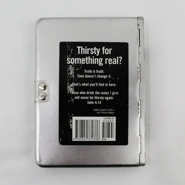 New Living Translation Holy Bible Metal Edition 2004 Good