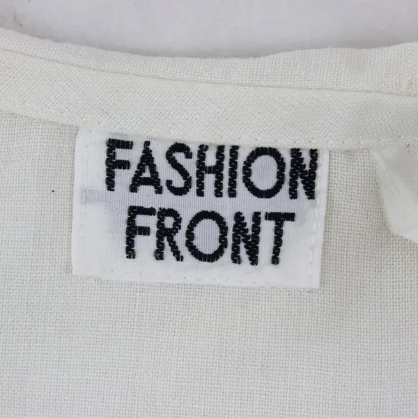 Fashion Front Vintage White Dickey Collar Bib Embroidered Cutwork Flower