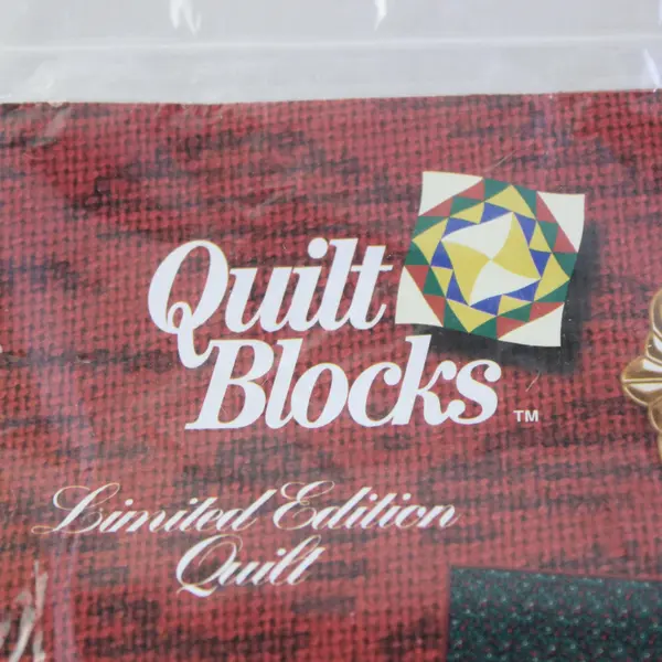 NEW Jo Ann Holiday Tidings Quilt Block of the Month Kit June 2000 Step 6 House
