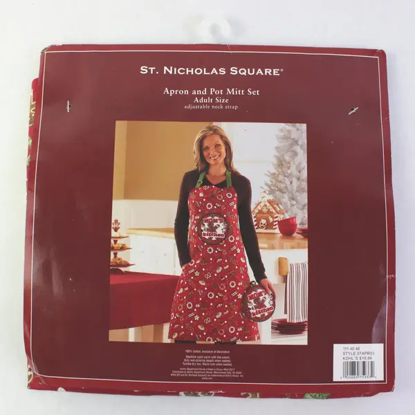 St. Nicholas Square Adult Apron & Pot Mitt Set Mom's Kitchen Gingerbread