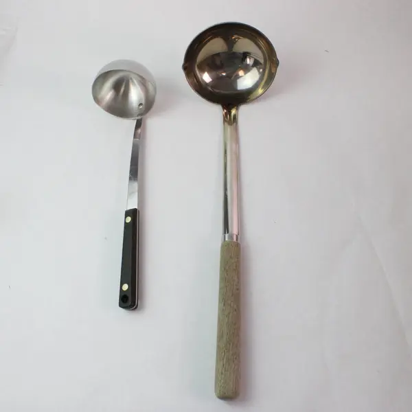 Lot of 2 Stainless Steel Wok Ladles 16in Stir Fry Utensils Wood/Black Handle 