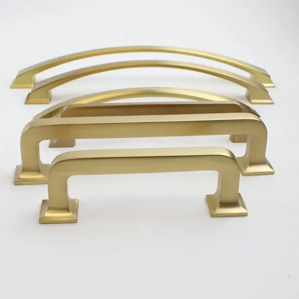 Mixed Lot of 10 Metal Cabinet Pulls Home Hardware