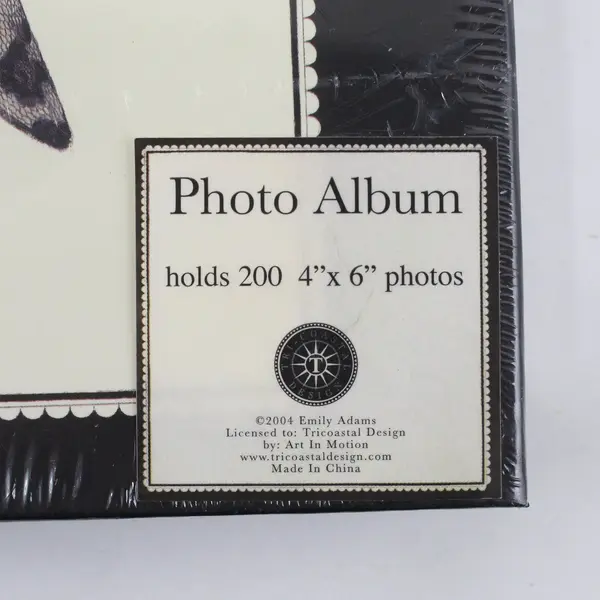 Emily Adams Arden Shoe Salon Photo Album 4"x6"