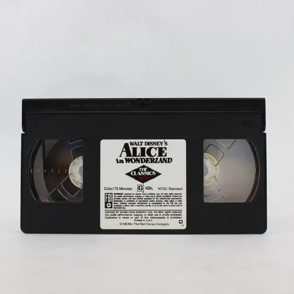 Vtg 1998 Disney Classic Alice In Wonderland Black Diamond Edition VHS Clam Shell