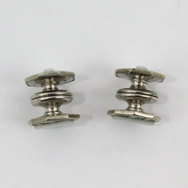 VTG Baer & Wilde Kum-A-Part Mother of Pearl Green Enamel Silver-Tone Cufflinks