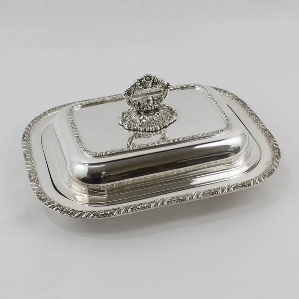Vintage 2 Section Divided Silver Plate Entree Serving Dish and Lid
