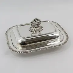 Vintage 2 Section Divided Silver Plate Entree Serving Dish and Lid