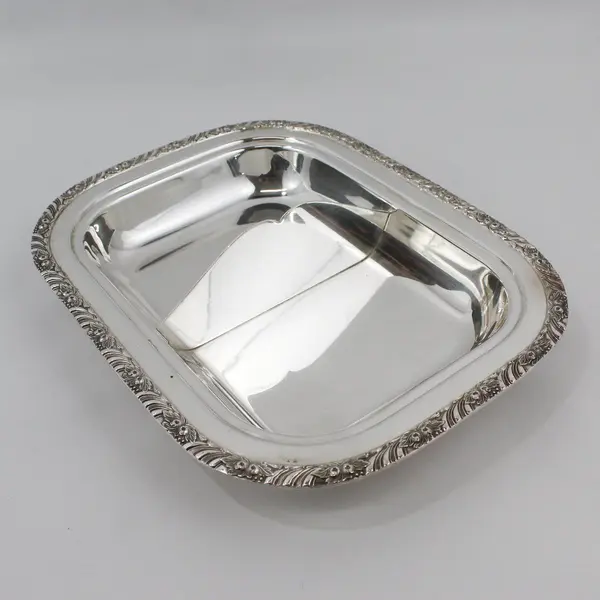 Vintage 2 Section Divided Silver Plate Entree Serving Dish and Lid