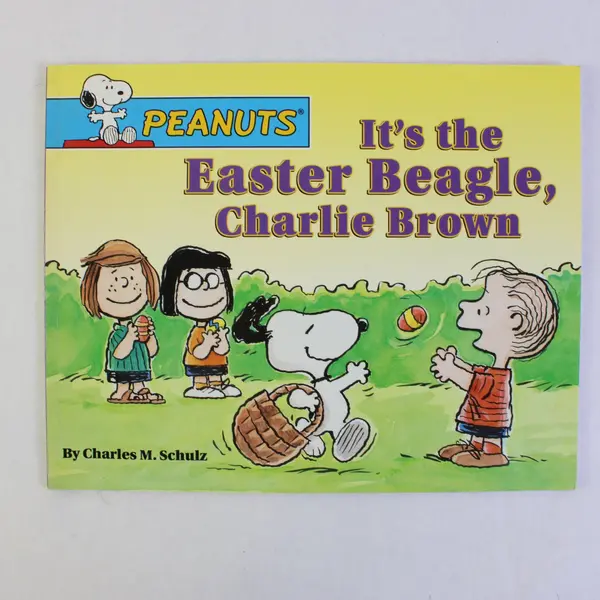 It's the Easter Beagle, Charlie Brown Paperback