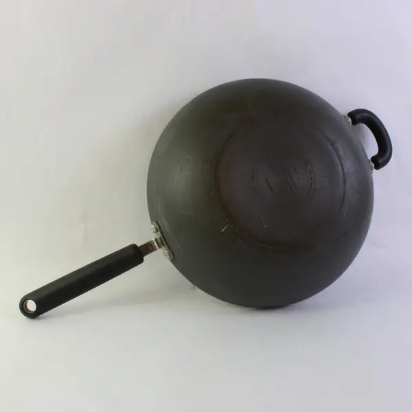 The Pampered Chef Hard-Anodized Nonstick Wok Pan 12" NO LID
