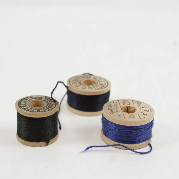 Lot of 10 Vintage Belding Sewing Thread Spools 3 w/Thread 7 Empty