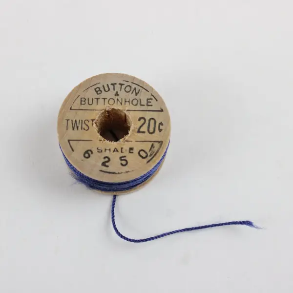 Lot of 10 Vintage Belding Sewing Thread Spools 3 w/Thread 7 Empty