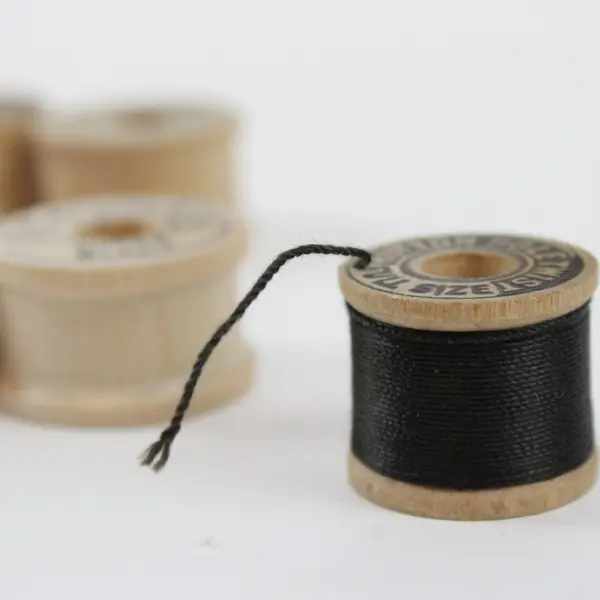 Lot of 10 Vintage Belding Sewing Thread Spools 3 w/Thread 7 Empty