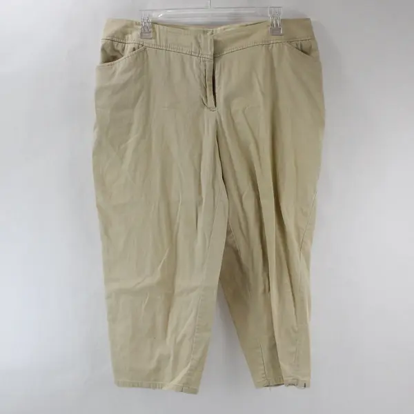 Avenue Beige Casual Capri Pants Women's Size 14