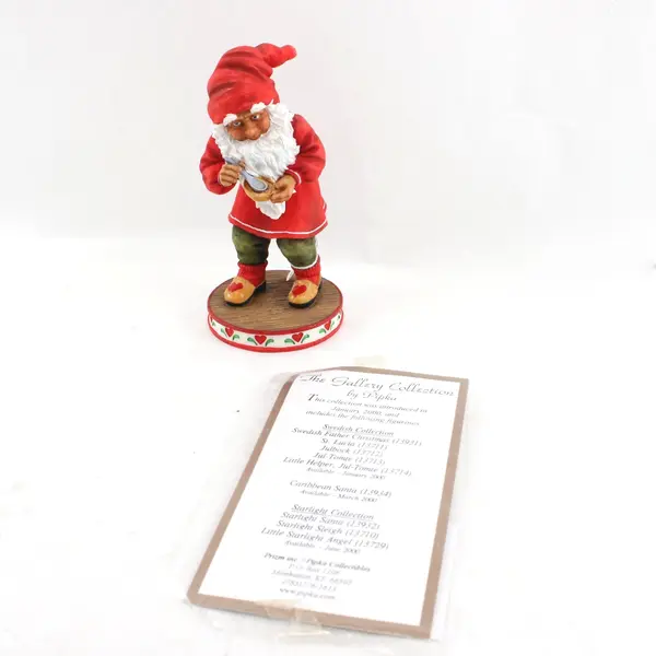 The Gallery Collection Pipka Little Helper 13714 Holiday Figurine Jul-Tomte