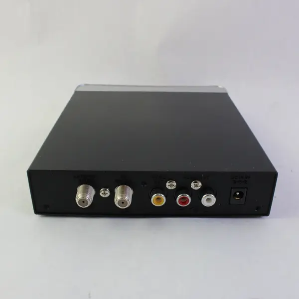 RCA STB7766G1 Digital to Analog Pass-Through TV Converter Box w Remote
