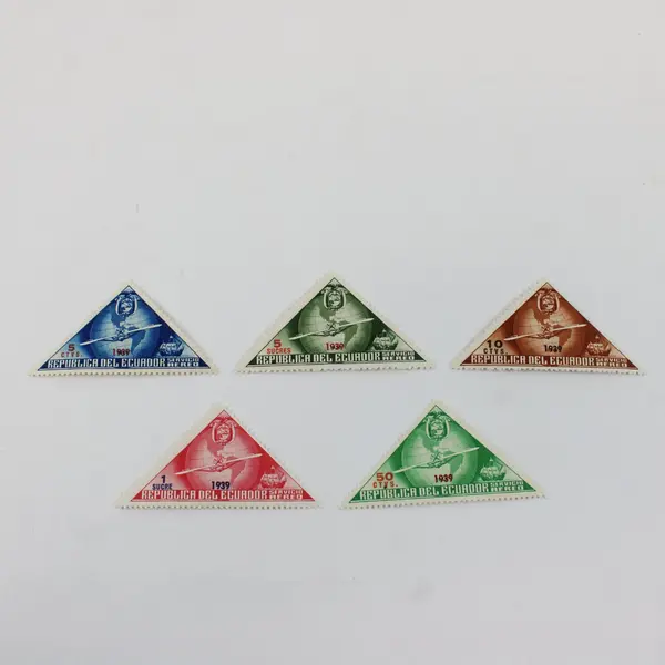 Lot of 5 Ecuador 1939 Airmail Triangle Stamps Mint Hinged